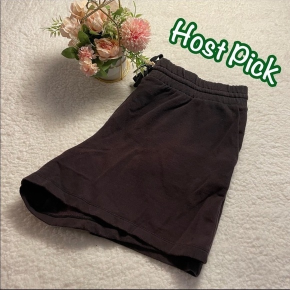 ✅HOST Pick✅ A New Day Shorts, XXL - Picture 1 of 10